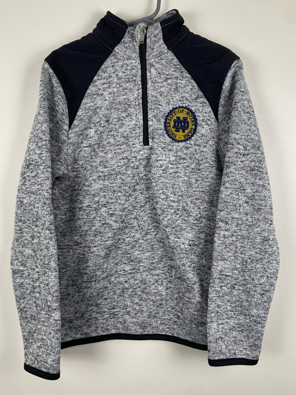 Team Athletics Kids Notre Dame Quarter Zip Pullover size Small (6-7)
